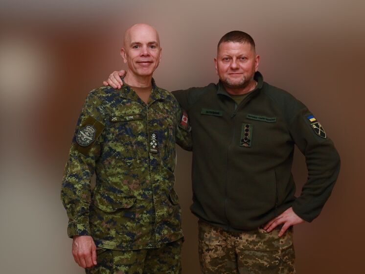В Украину приехал начальник штаба обороны вооруженных сил Канады. Он встретился с Залужным