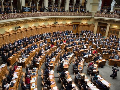 У парламенті Швейцарії відмовилися пом'якшити реекспорт зброї для України