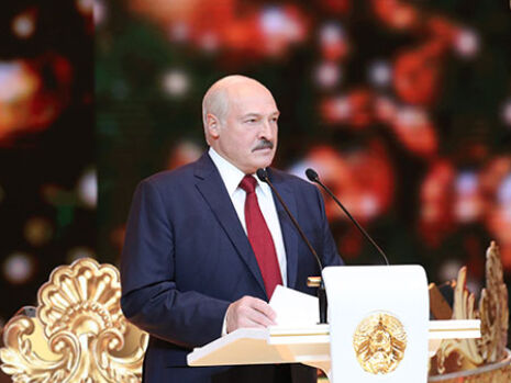 "Це було щось неймовірне". Лукашенко розповів про операцію партизанів із підриву літака А-50 і заявив, що "терориста українських спецслужб" нібито затримали