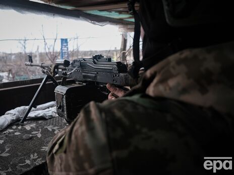 Ситуация под Бахмутом контролируемая, украинские силы держат оборону, сообщили в ВСУ