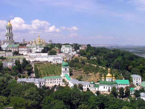 Государство расторгает с УПЦ МП договор об аренде зданий Киево-Печерской лавры, где расположен мужской монастырь