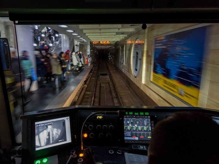 У Харкові запрацювало метро, яке зупинилося після ракетного удару 9 березня
