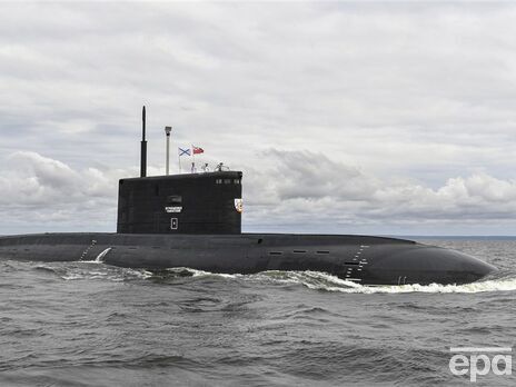 Росіяни вивели в Чорне море підводний човен із "Калібрами" додатково до двох надводних носіїв
