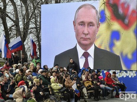 У Кремлі заявляли, що Путін приїжджав до окупованого Маріуполя вночі