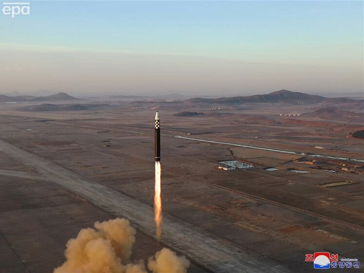 "Большая семерка" осудила запуск КНДР межконтинентальной баллистической ракеты
