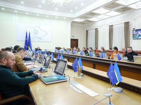 Шмыгаль предложил Раде назначить вице-премьер-министра Украины по инновациям, развитию образования, науки и технологий, министра образования и главу Минстратегпрома