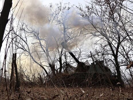 Українська артилерія працює по окупантах на бахмутському напрямку