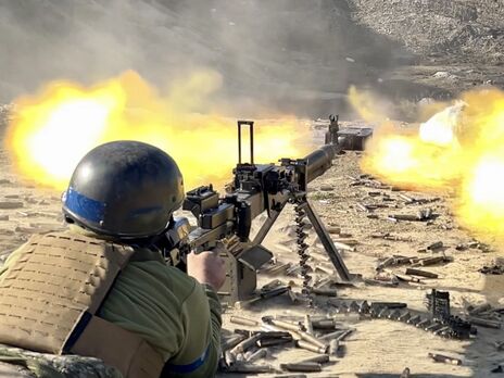 Українські військові обороняють Бахмут, там точаться інтенсивні бої