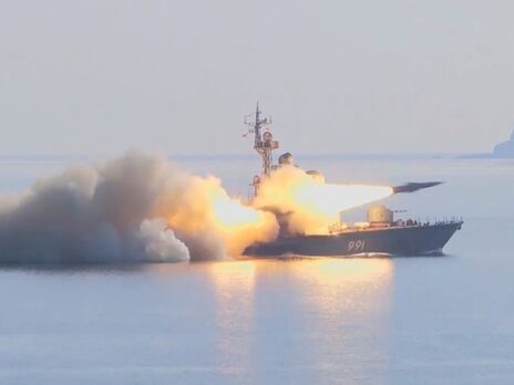 РФ випустила надзвукові протикорабельні ракети по фіктивній цілі в Японському морі