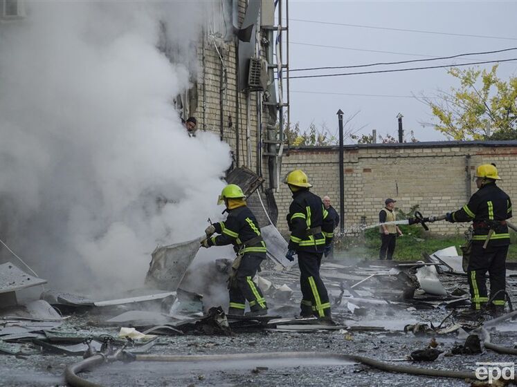В Мелитополе прогремели взрывы. Мэр заявил, что оккупантам третий раз за неделю "не везет с локомотивным депо"