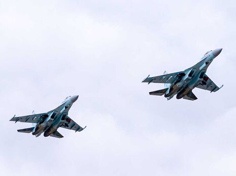 Два российских Су-35 сбросили две бомбы на село в Черниговской области – ОК 