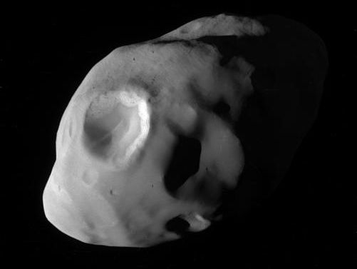 Cassini передала на Землю качественный снимок Пандоры