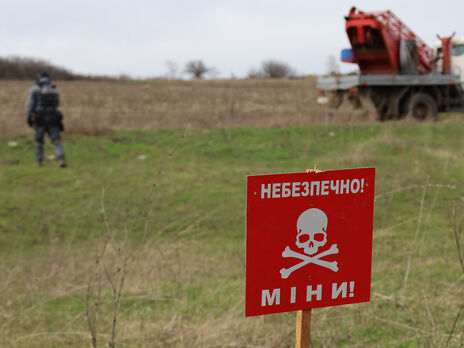 У Харківській області тракторист дістав контузію після наїзду на вибухонебезпечний предмет – ДСНС