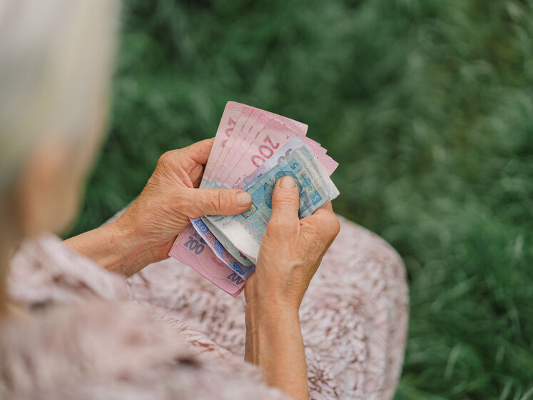 У ПФУ розповіли, коли українці почнуть отримувати "більш гідні" пенсії