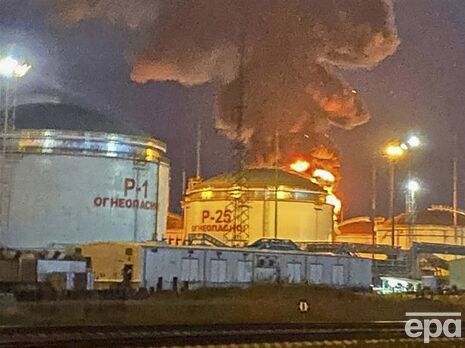 З'явилися нові фото наслідків пожежі на нафтобазі під Таманню й у Севастополі