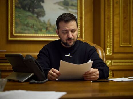 Зеленський запропонував Раді скасувати вихідний 9 травня – законопроєкт