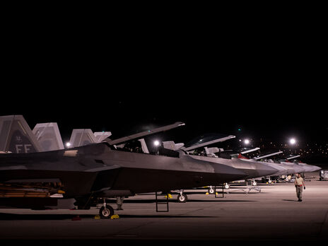 США разместили истребители F-22 Raptor в Эстонии 