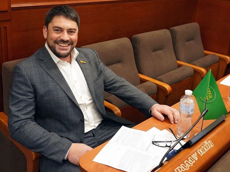 Нардеп Ар'єв звинуватив депутата від "Слуги народу" Трубіцина у викраденні рідкісних книг із Нацбібліотеки Вірменії