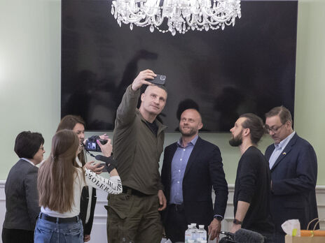 Кличко: Профсоюзы педагогов США интересовались опытом Киева по организации обучения в условиях военного положения