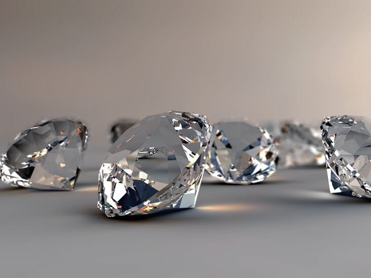В ЕС готовы ввести санкции против российских алмазов, но не "Росатома" – СМИ