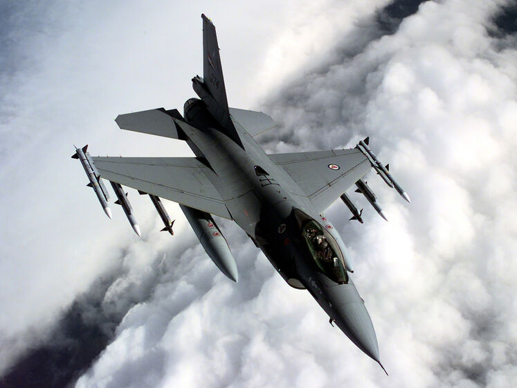 В Белом доме назвали условие получения Украиной американских истребителей F-16