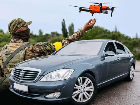Бойцы ВСУ разыгрывают люксовый Mercedes, чтобы собрать деньги на дроны