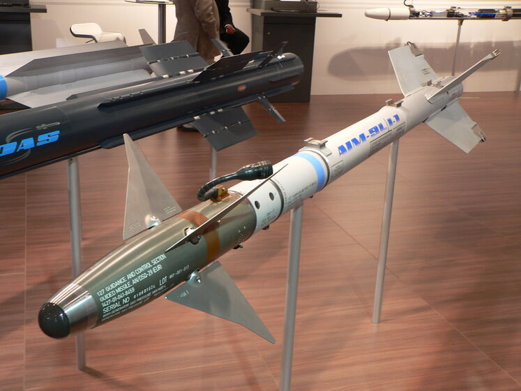 Канада предоставит Украине более 40 противовоздушных ракет AIM-9 &ndash; министр обороны