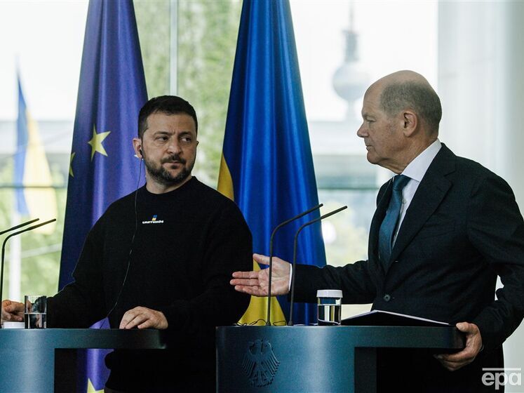Зеленський поговорив із Шольцом, обговорювали посилення оборонних можливостей України
