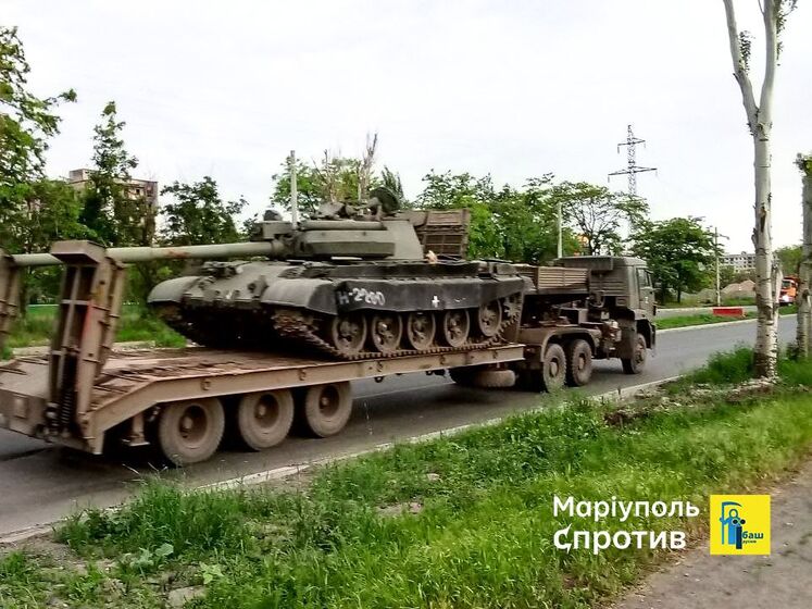 "Старое говно". Андрющенко заявил о переброске в Мариуполь танков Т-62 взамен пострадавших от "бавовны"