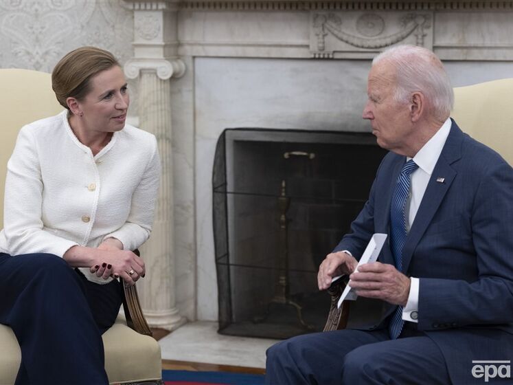 Прем'єрка Данії зустрілася з Байденом у Вашингтоні. ЗМІ пишуть, що її розглядають на посаду генсека НАТО