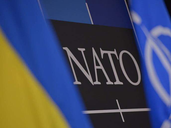 "Працюємо над документом". Зеленський заявив, що Україні потрібні юридичні гарантії безпеки на шляху в НАТО