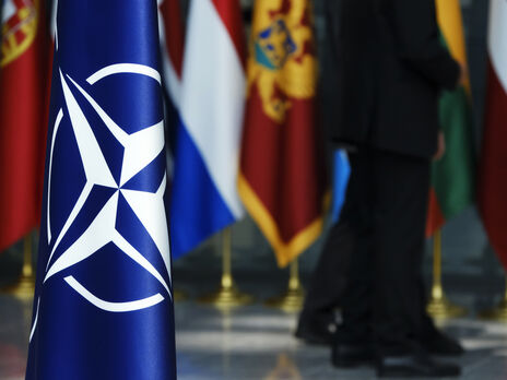 Ексголовнокомандувачі країн НАТО закликають визначити дорожню карту вступу України до блоку