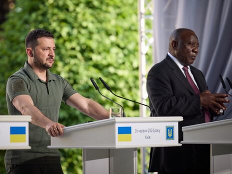 Зеленский и президент ЮАР обсудили подготовку к саммиту мира и отметили важность продления 
