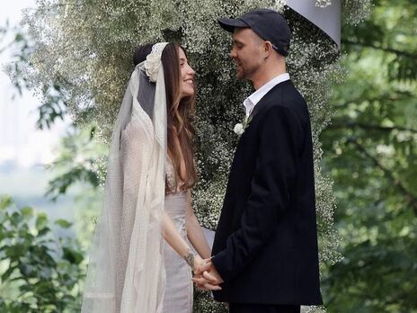 В сети показали новые свадебные фото Дорофеевой и Кацурина