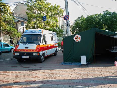 У лікарнях залишається троє постраждалих унаслідок ракетного удару по Одесі. Міноборони РФ заявило, що у місті готували 