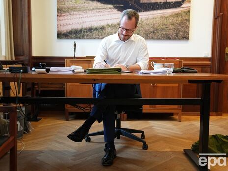 Министр обороны Дании объявил о возвращении на работу. Полгода назад он ушел на больничный из-за стресса