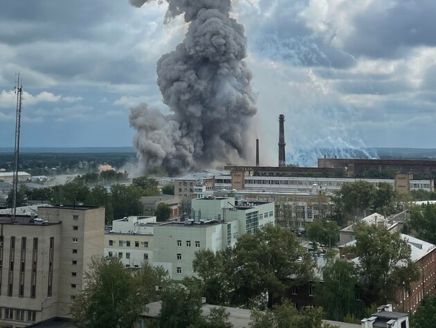 Компания пиротехники, на складе которой под Москвой был взрыв, устраивала фейерверк на 9 мая – СМИ