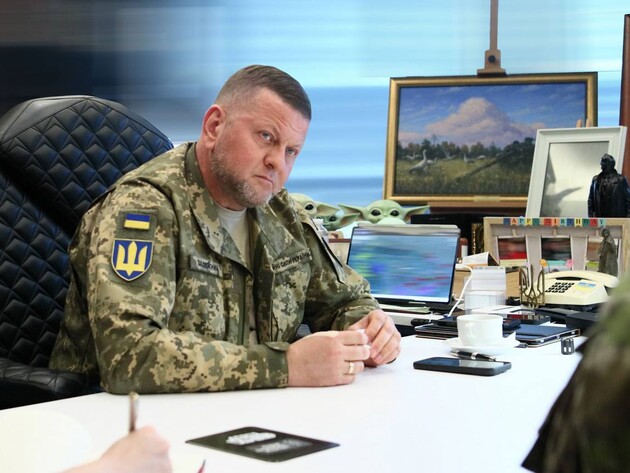 Залужный и начальник Генштаба ВС Словакии обсудили контрнаступление ВСУ и обучение украинских пилотов на истребителях F-16 