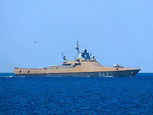 Україна атакувала два російські кораблі в Севастополі дронами з експериментальною зброєю – джерела