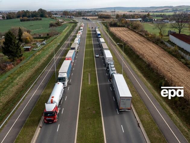Словацкие перевозчики планируют заблокировать границу с Украиной с 1 декабря