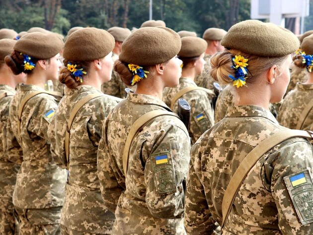 Оккупанты запустили фейк об обязательной мобилизации всех украинок до 60 лет – Spravdi 