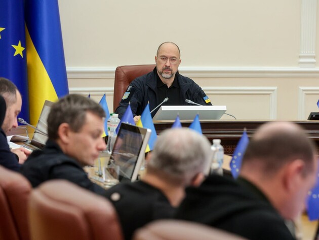 Украина за 11 месяцев получила $37,4 млрд внешнего финансирования – Шмыгаль