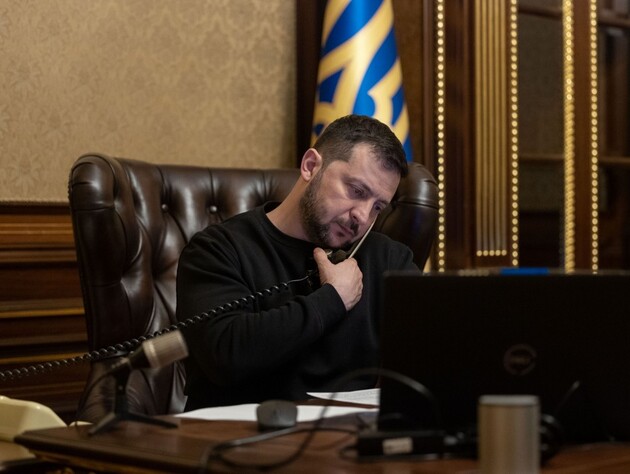 Зеленський після ракетної атаки РФ поговорив із Каллас про необхідність посилення ППО України