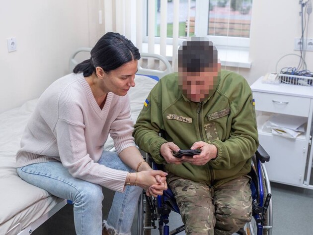 Ефросинина в Каменском пообщалась с военными, которые проходят реабилитацию. Фото, видео 