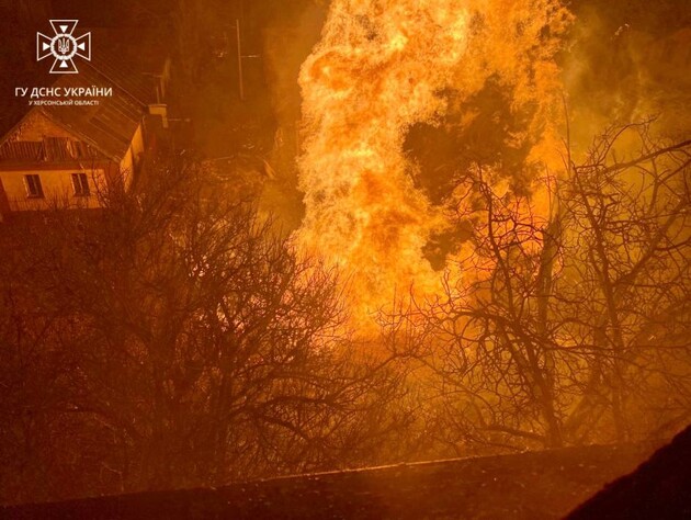 Россияне ударили по критической инфраструктуре Херсона, произошел пожар на газовых сетях