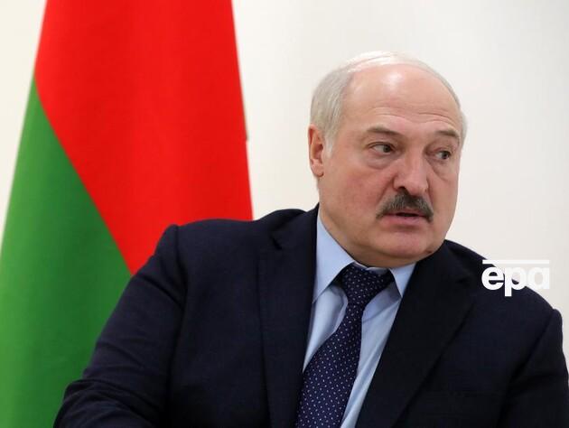 Лукашенко підписав закон, котрий дасть йому змогу після того, як він піде, залишатися недоторканним, користуватися держмайном і не сплачувати податків