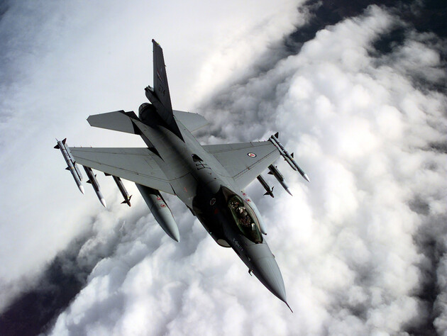 В ближайшие несколько месяцев после получения F-16 от Норвегии Украина может перейти в наступление на юге – Welt