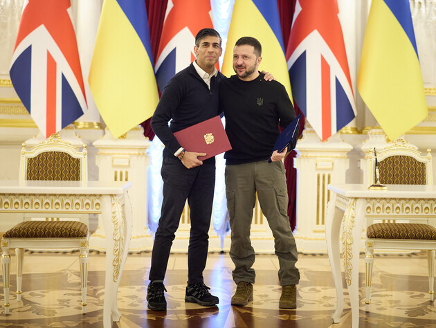 Україна й Великобританія підписали угоду про гарантії безпеки