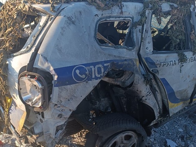 Оккупанты ударили дроном по автомобилю полиции в Херсонской области, пострадал правоохранитель
