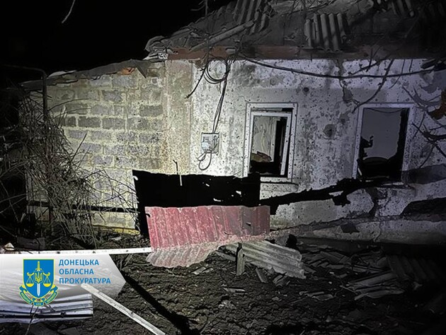 Окупанти вдарили із РСЗВ і артилерії по Красногорівці, загинув цивільний, ще одного поранено – Донецька ОВА